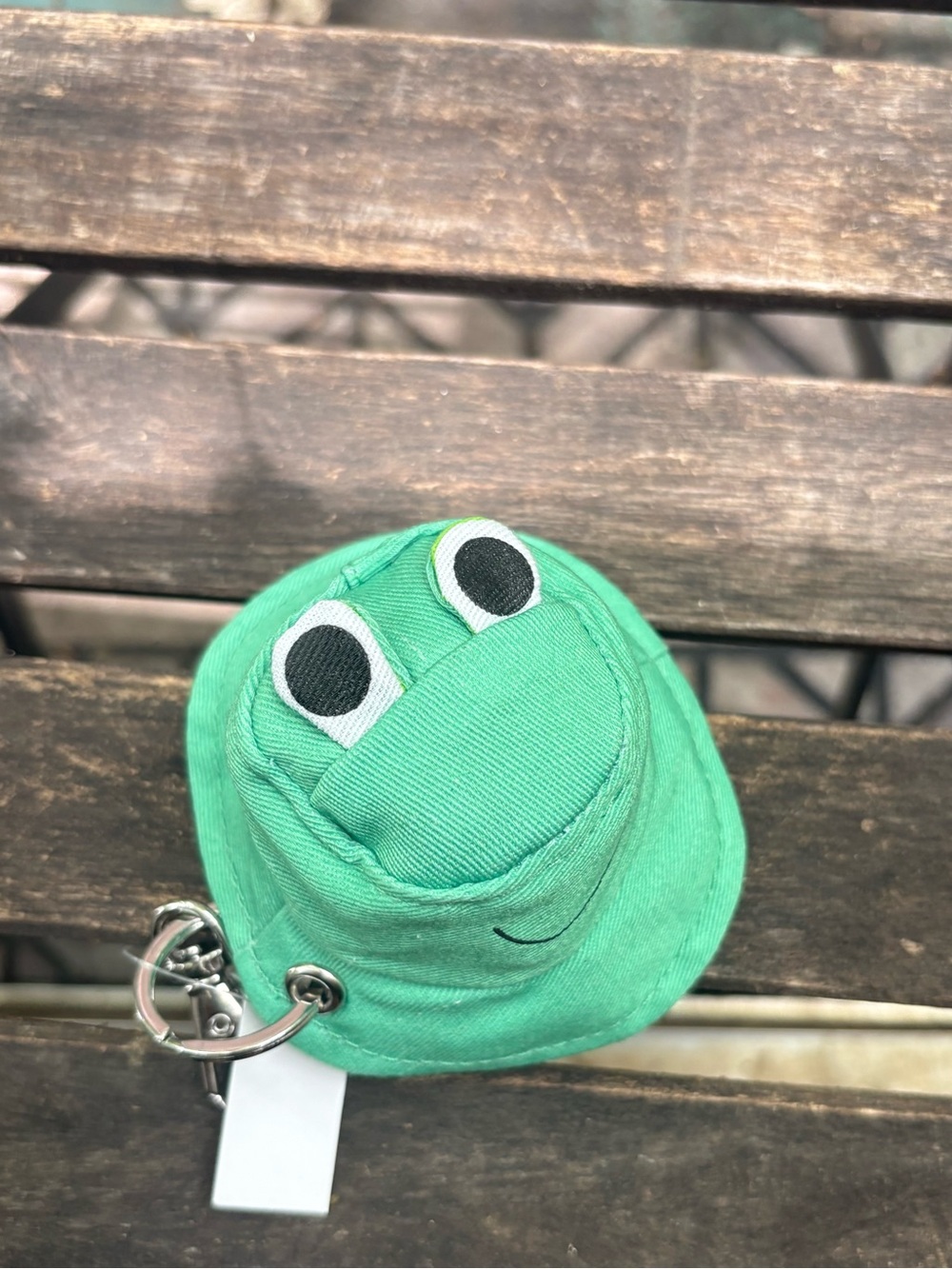 Kids Green Frog Keychain Hat